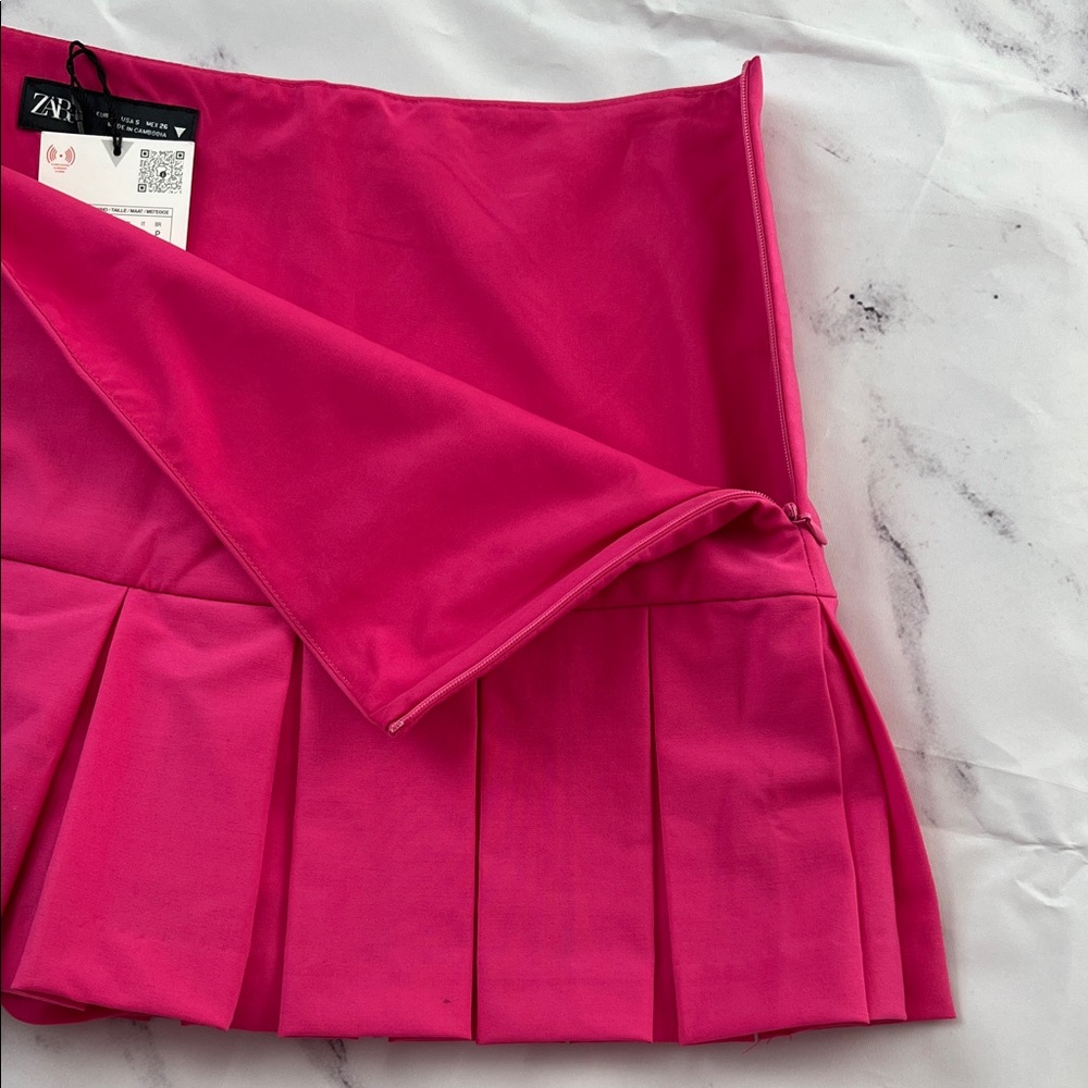 Zara Fuchsia Pleated Skater Skirt - Picture 6 of 14